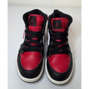 Nike Air Jordan 1 Mid Youth Blac Red White Bred Toe Size 1Y